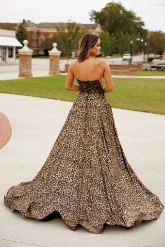 Sophia Thomas #10131 #1 Cheetah thumbnail