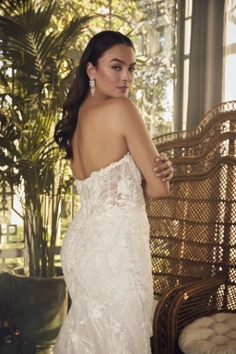 Casablanca #2477FB #2 Latte/Nude/Ivory thumbnail