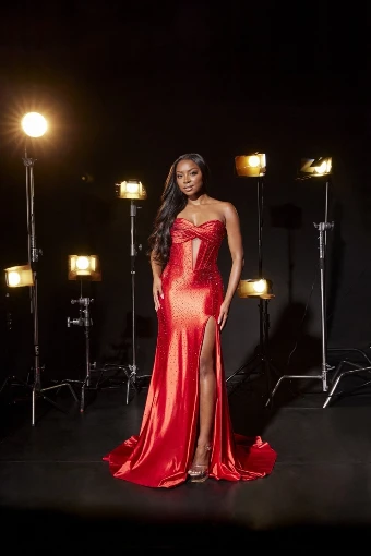 Sophia Thomas #4020 #0 default thumbnail