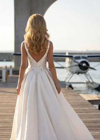 Randy Fenoli #Larinda #3 Ivory thumbnail